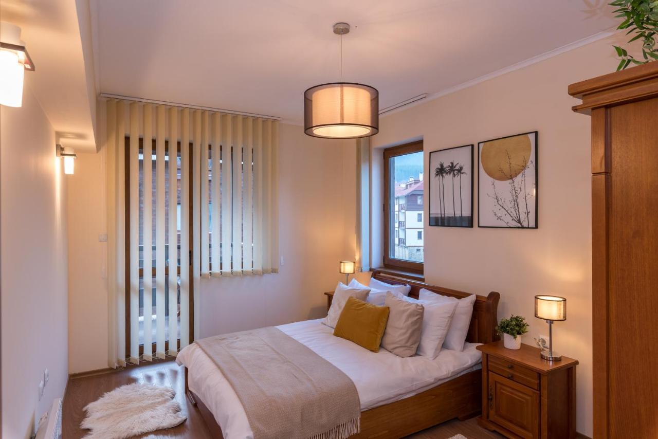 Charming Ski Apartments Near Gondola & Bar Street, Cedar Lodge 1 Complex Bansko Exterior photo
