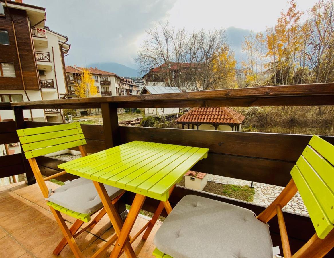 Charming Ski Apartments Near Gondola & Bar Street, Cedar Lodge 1 Complex Bansko Exterior photo