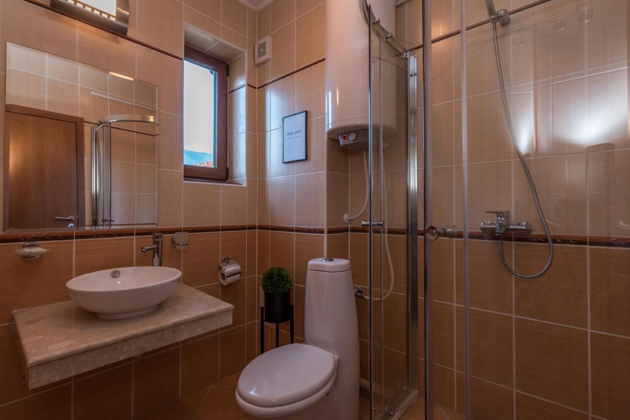 Charming Ski Apartments Near Gondola & Bar Street, Cedar Lodge 1 Complex Bansko Exterior photo